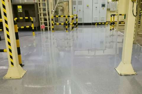 Производственный цех компании &laquo;КРЕС-Нева&raquo;